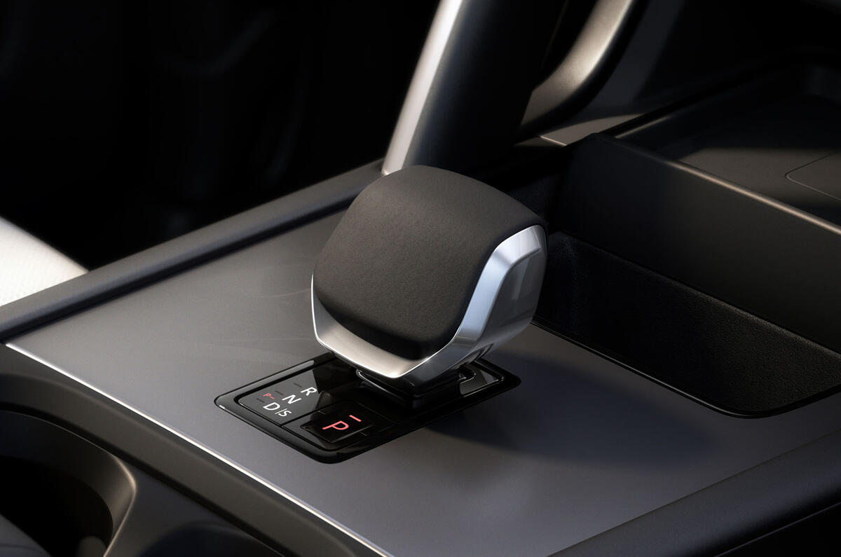 Land Rover Discovery Sport 2023 new gear lever Land Rover Discovery Sport 2023 new gear lever