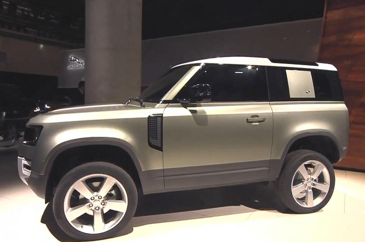 Land Rover Defender 90