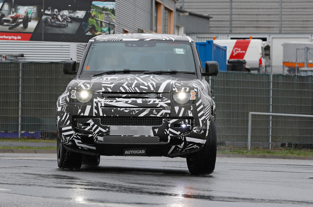 Land Rover spies 97 Land Rover spies 97