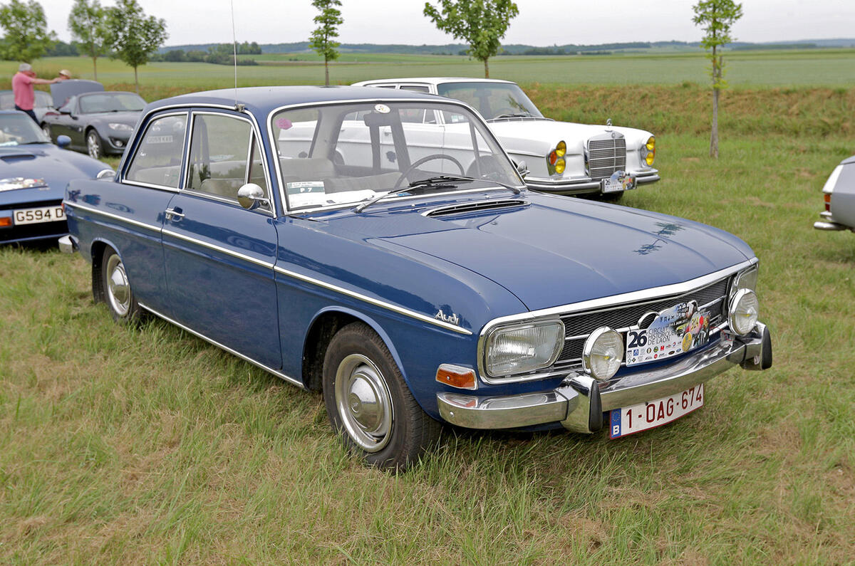 AUDI F103 AUDI F103