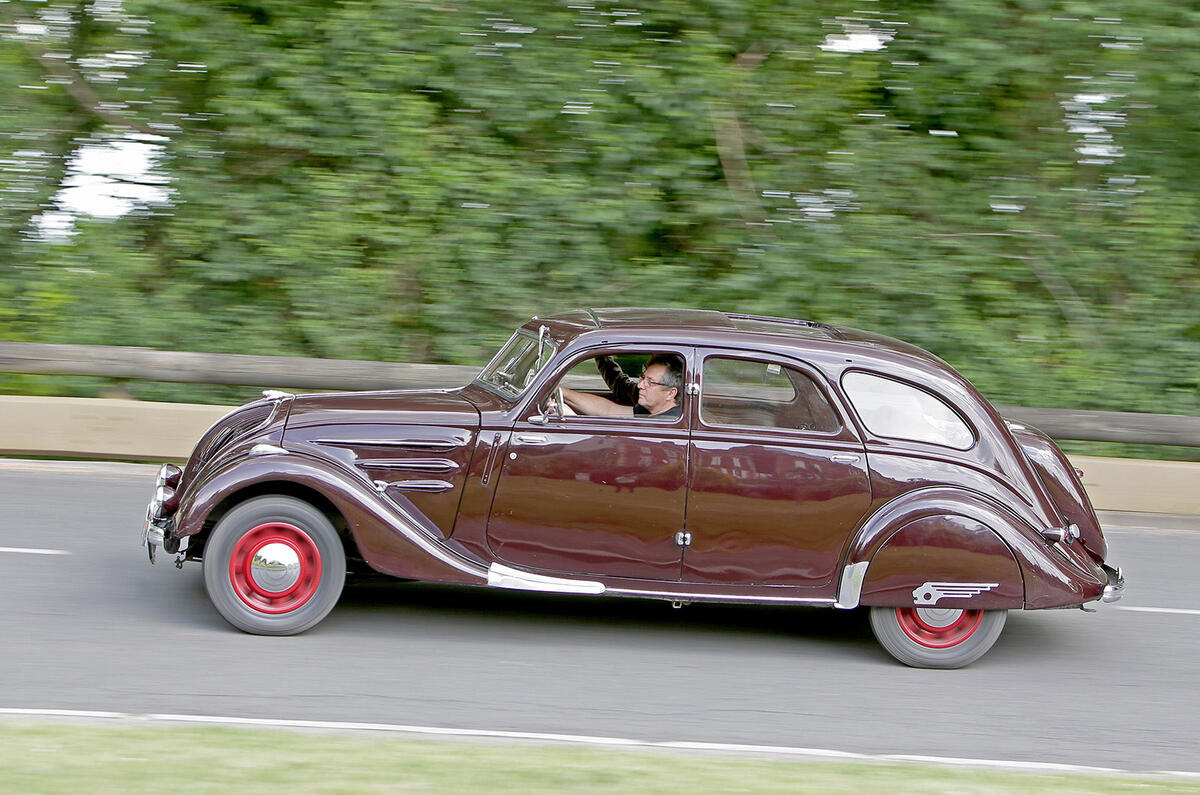 PEUGEOT 402 PEUGEOT 402