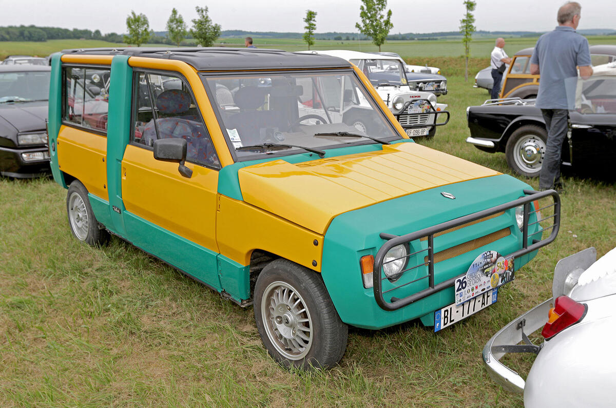 RENAULT RODEO RENAULT RODEO