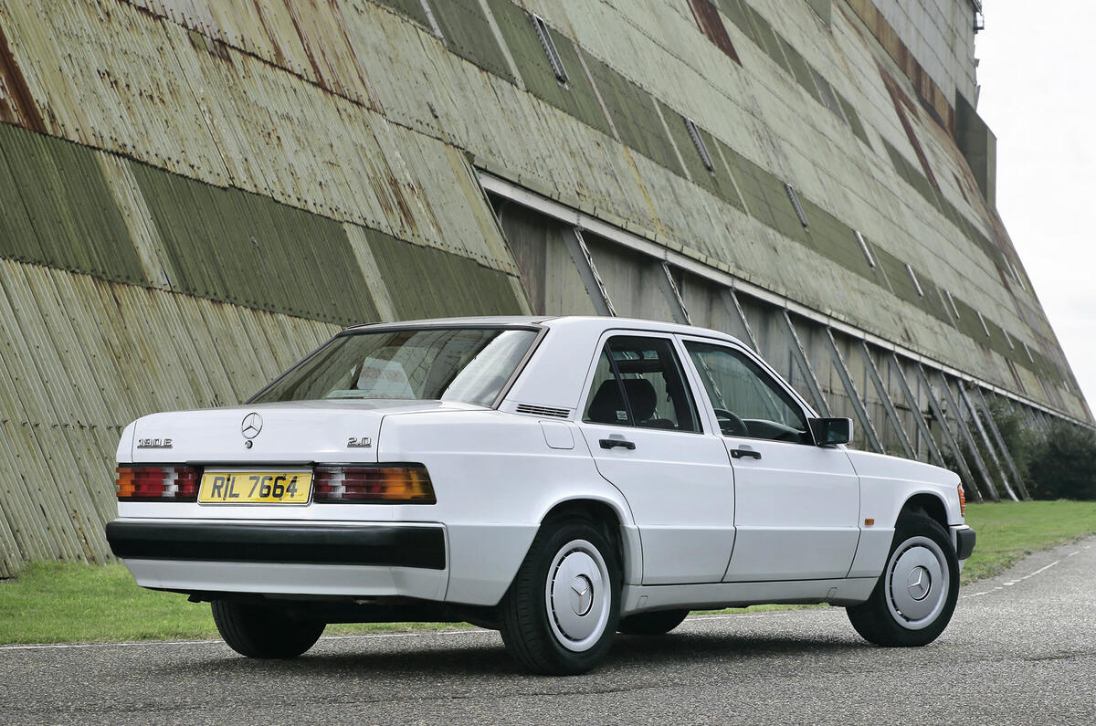 Large 9104 Mercedes Benz190E Large 9104 Mercedes Benz190E