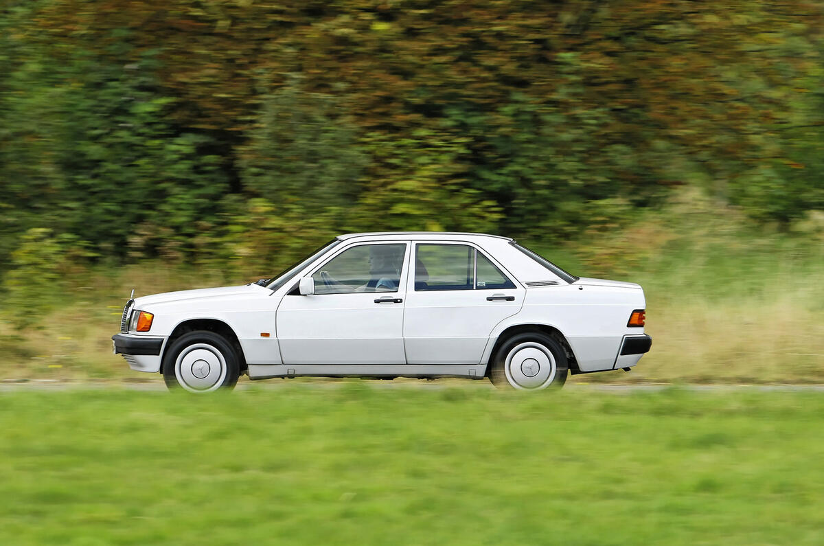 Large 9106 Mercedes Benz190E Large 9106 Mercedes Benz190E