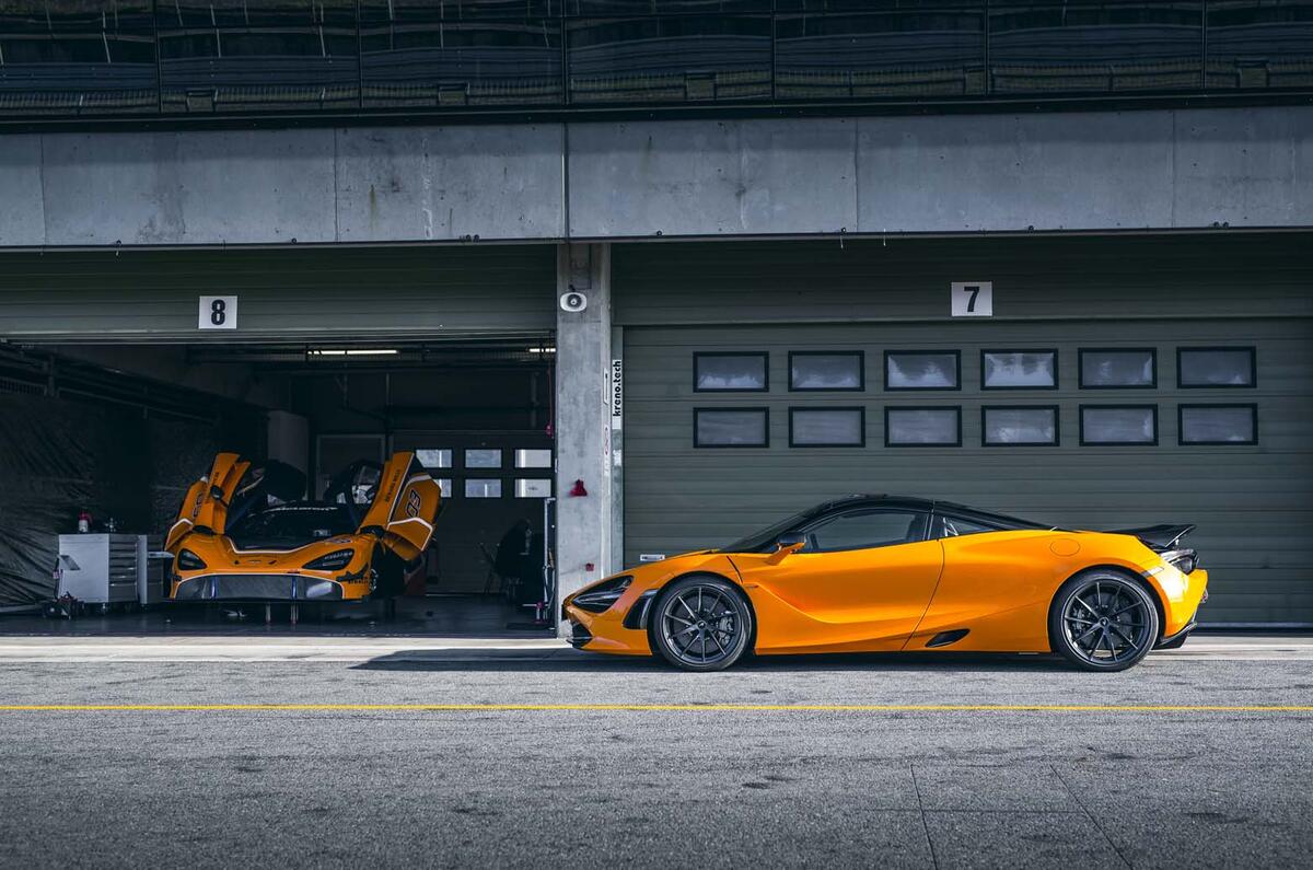 McLaren 720S track pack