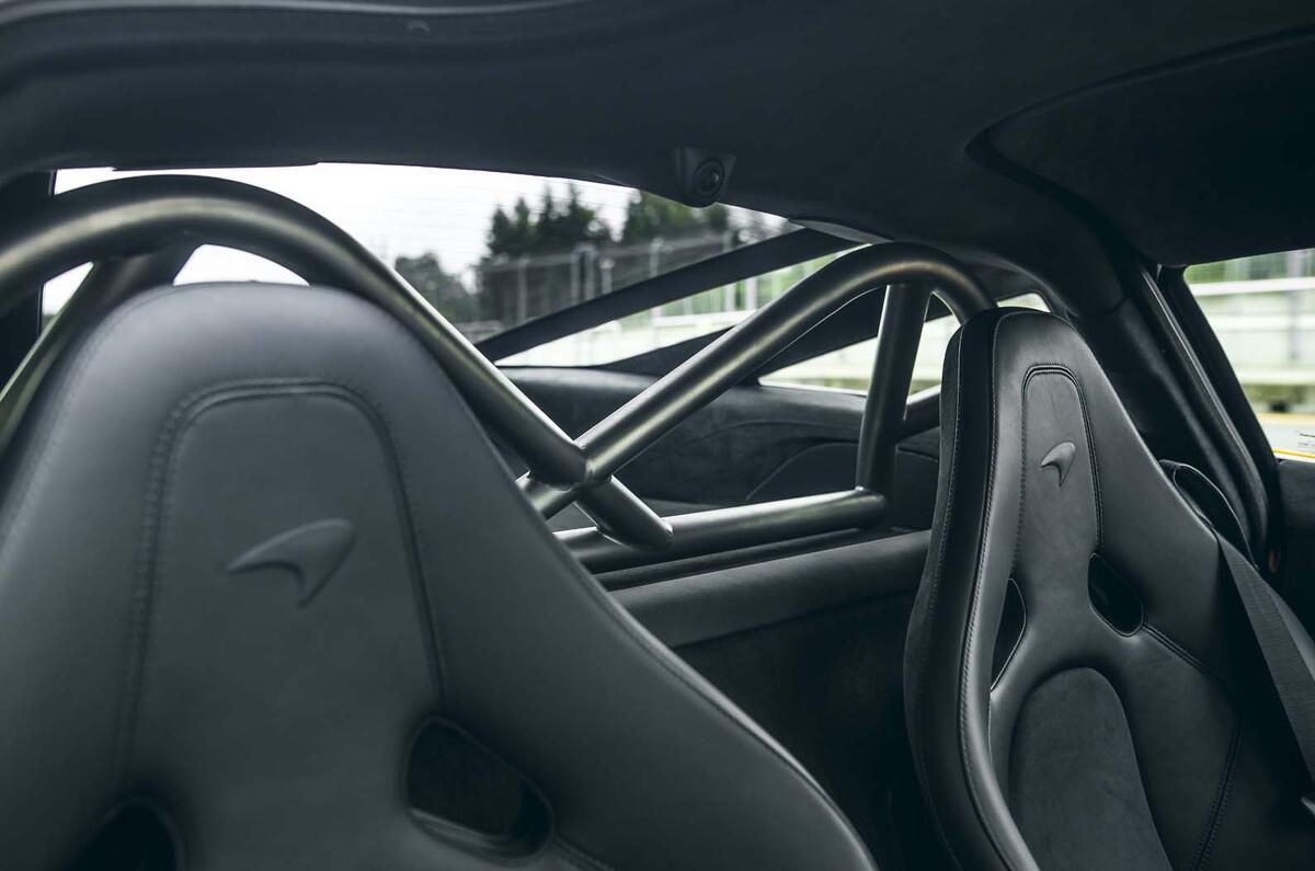 McLaren 720S track pack