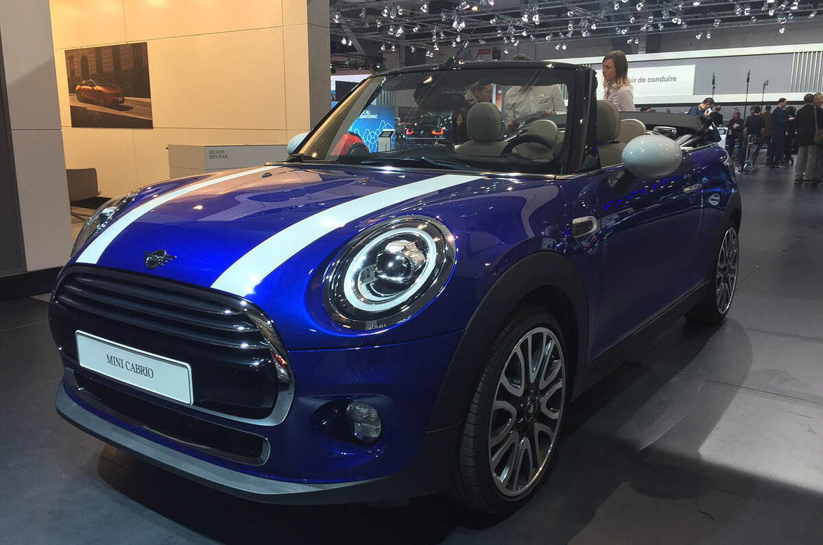 Facelifted Mini cabrio