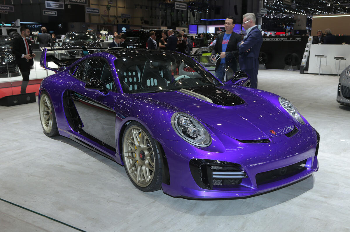 Porsche 911 given a going over Porsche 911 given a going over