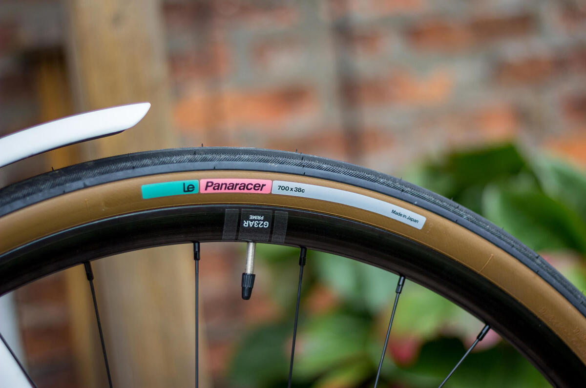 Wide tyre clearances add to LeMond Prolog's do-anything ability Wide tyre clearances add to LeMond Prolog's do-anything ability