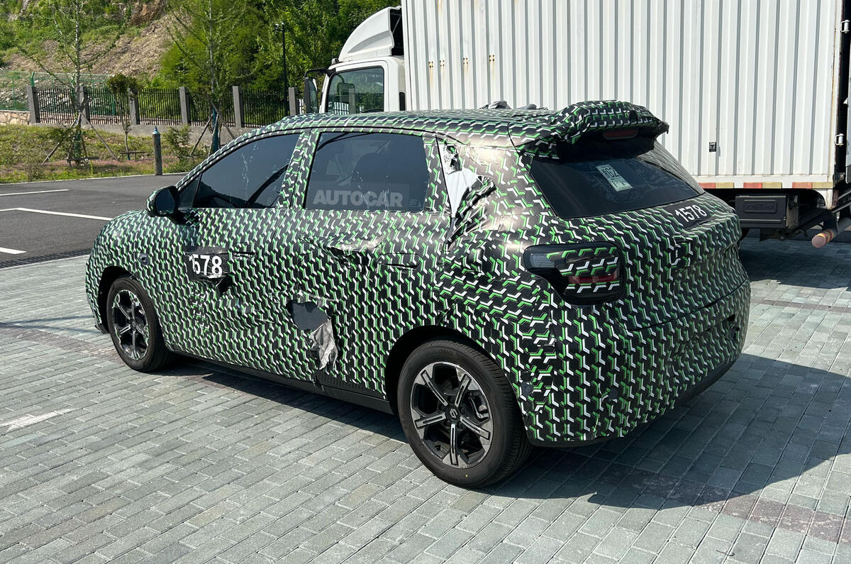 Leapmotor B03 camo 3