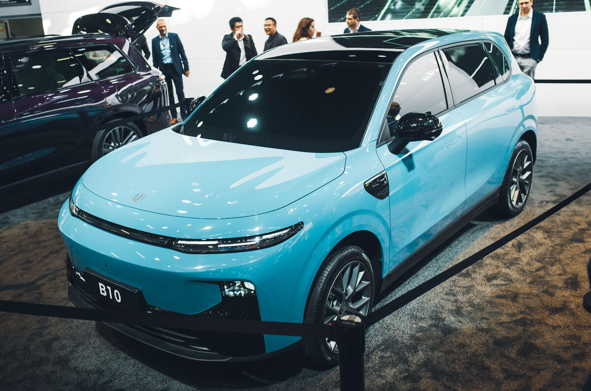 Leapmotor B10 Paris motor show 2024 front quarter