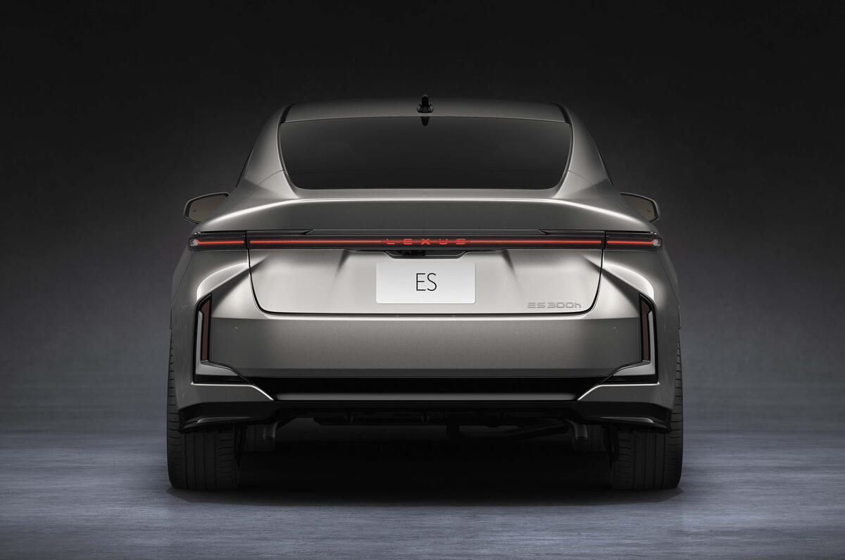 Lexus ES 2026 rear Lexus ES 2026 rear