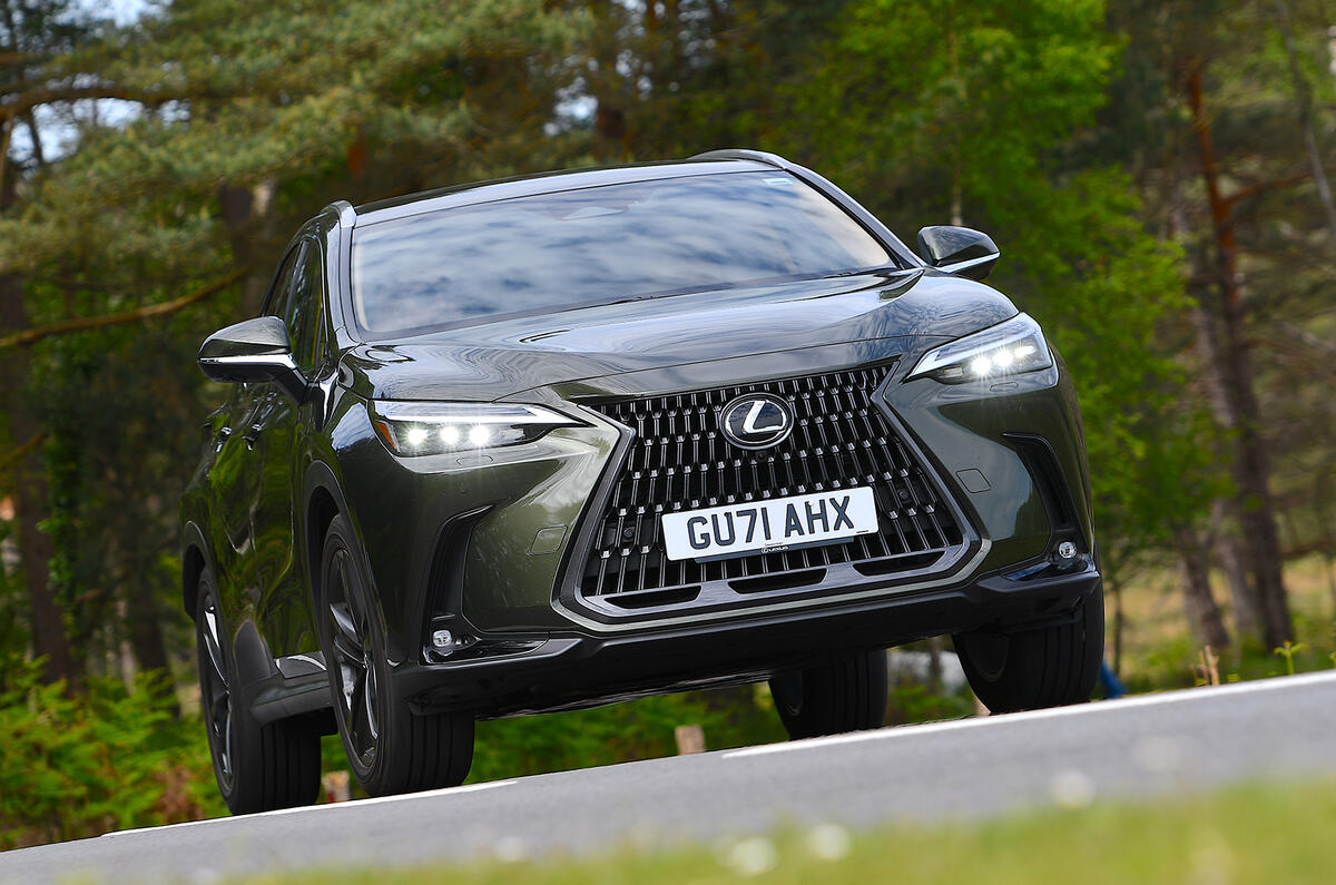 Lexus NX 2022 front quarter tracking