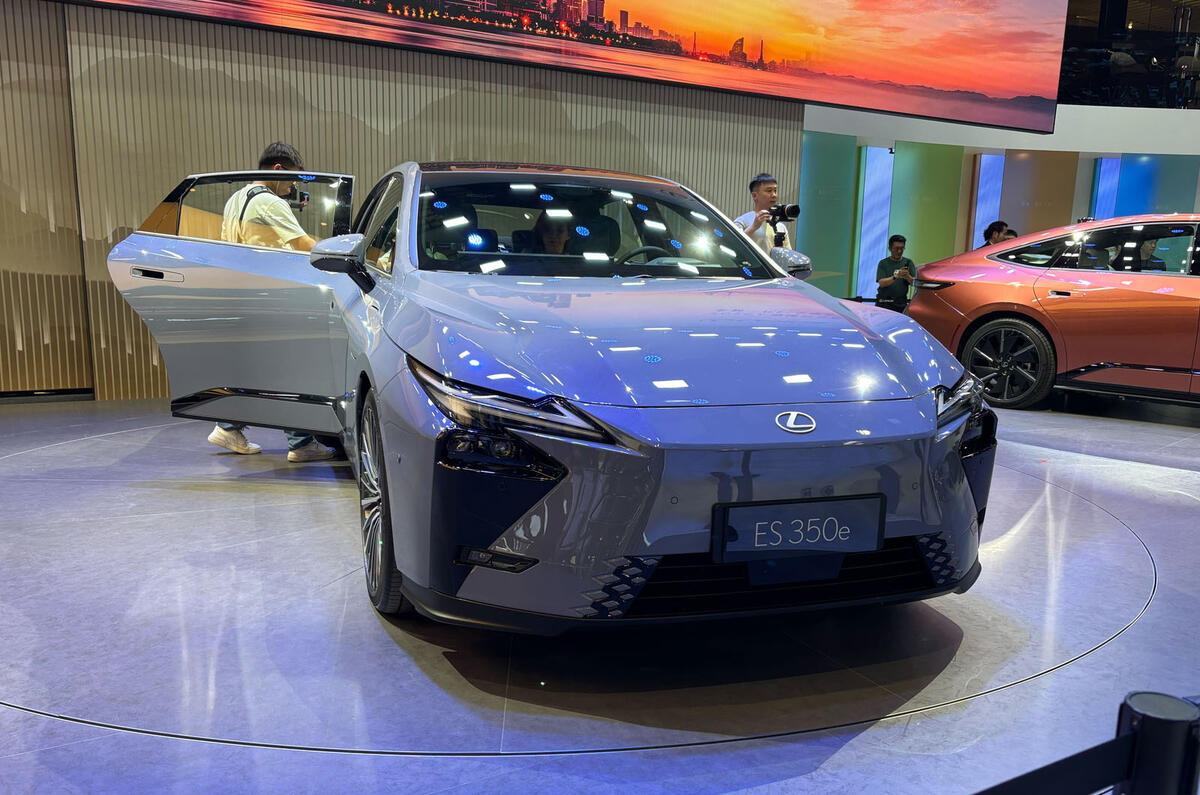 Lexus ES EV 350e front Lexus ES EV 350e front