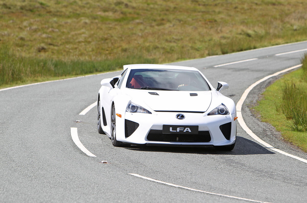 LEXUS LFA