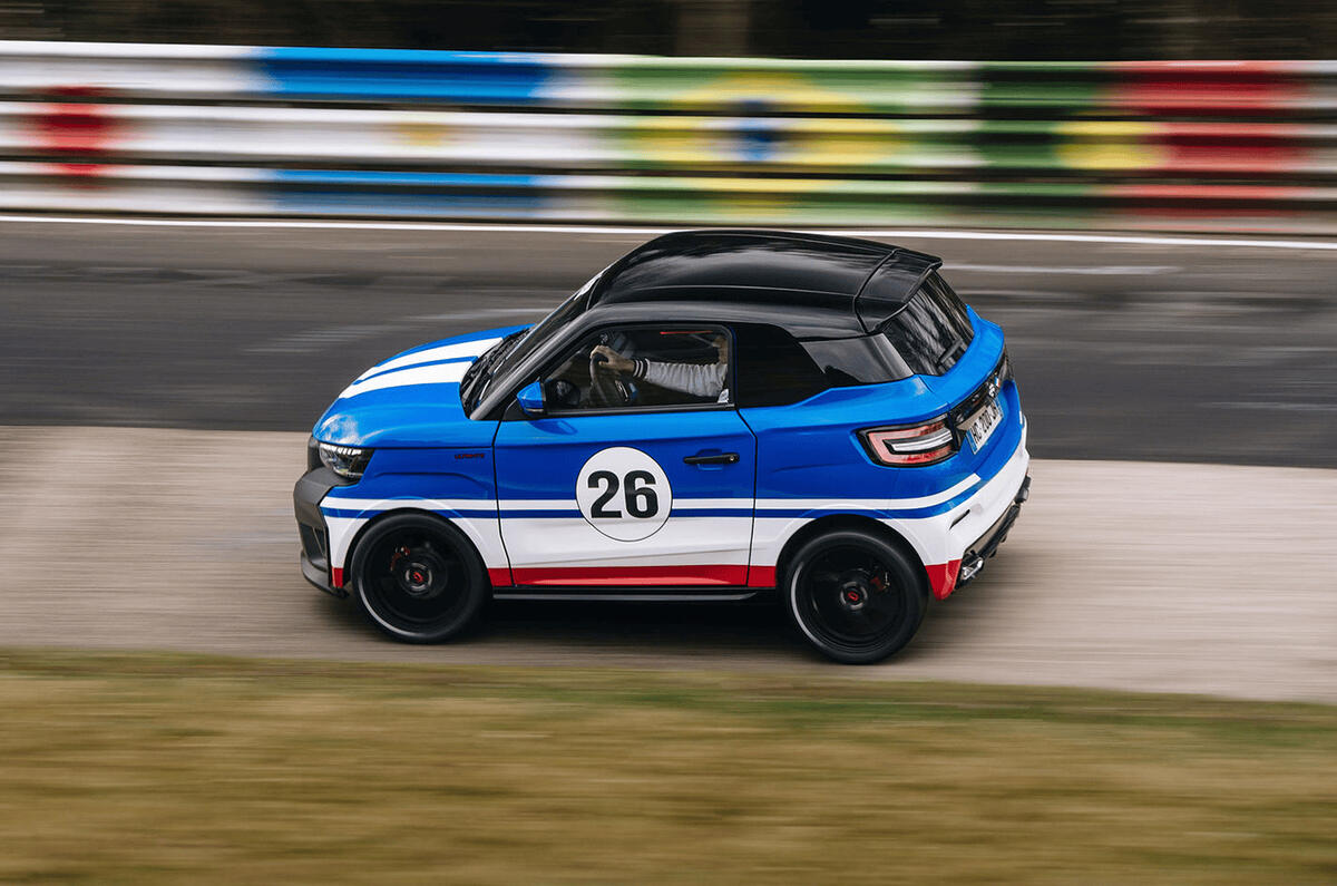 Ligier JS50 nring side