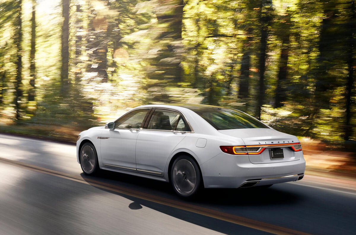 2017 Lincoln Continental Detroit show revealed