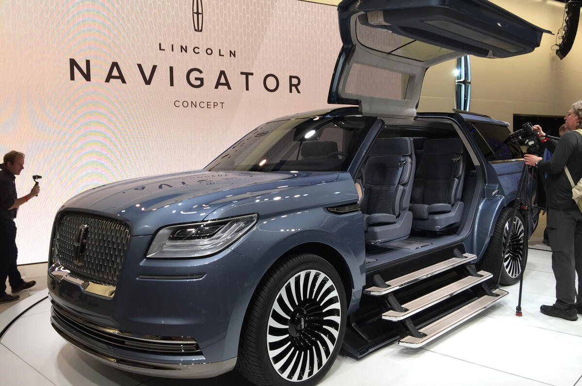 Lincoln Navigator
