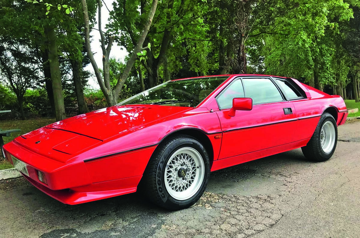 Lotus Esprit