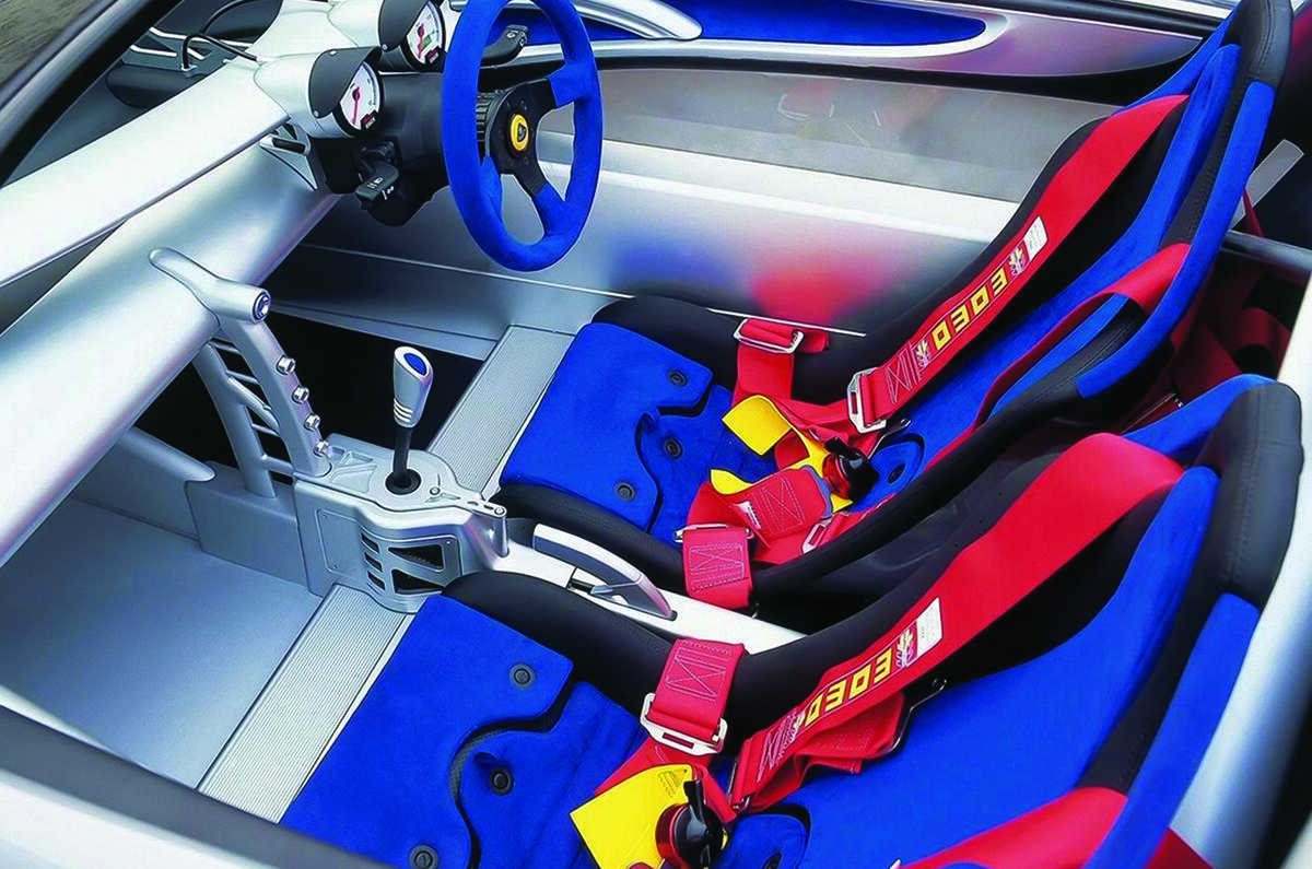 lotus 340r interior