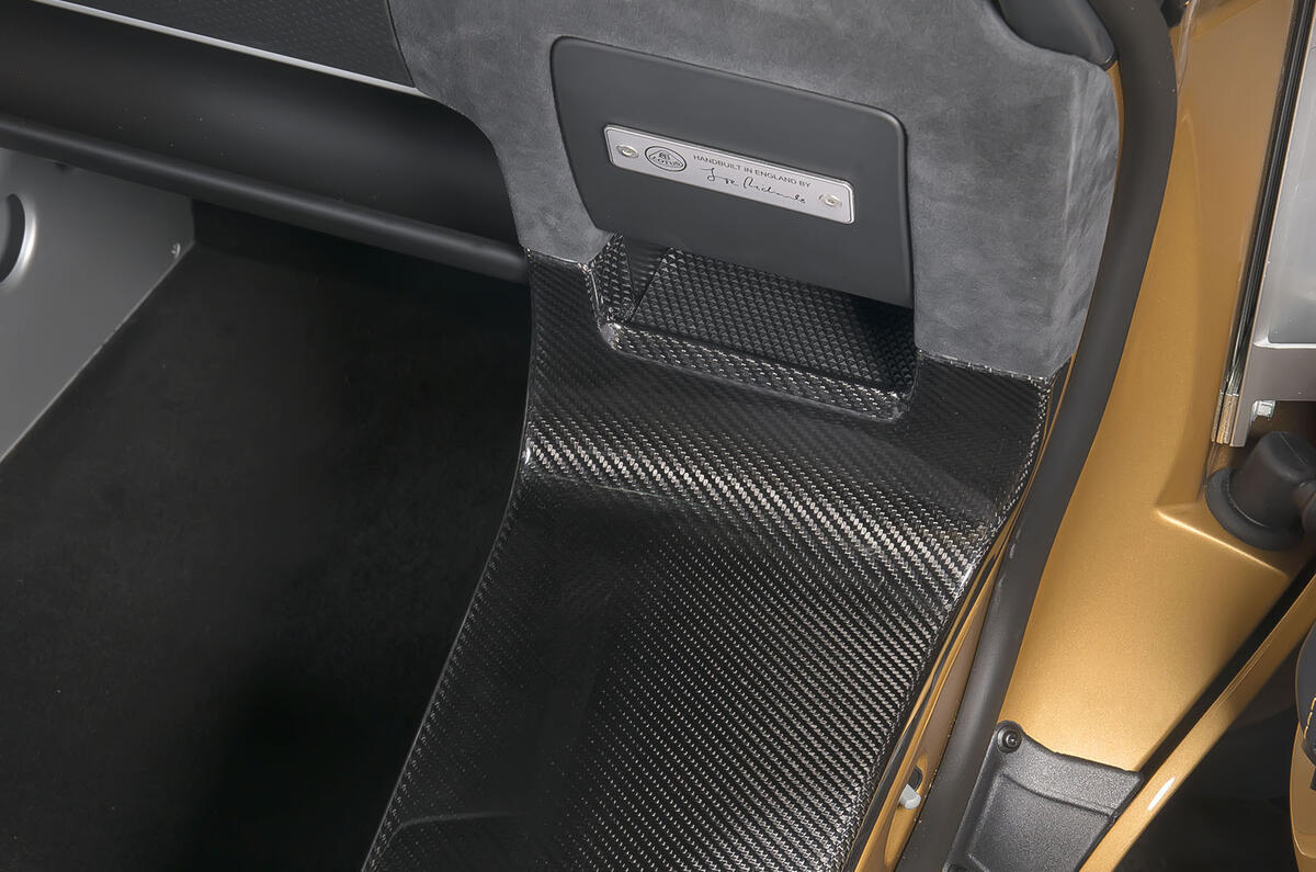 Lotus Elise Cup 260 interior