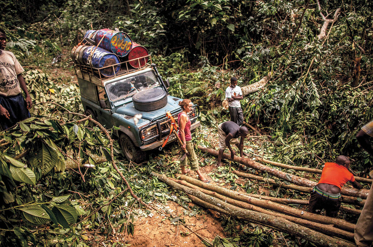 Land Rover Defender versus the Congo