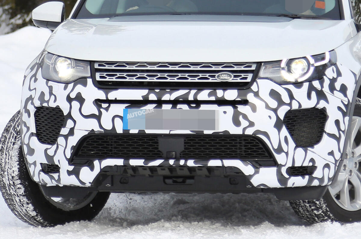 Hot Land Rover Discovery Sport