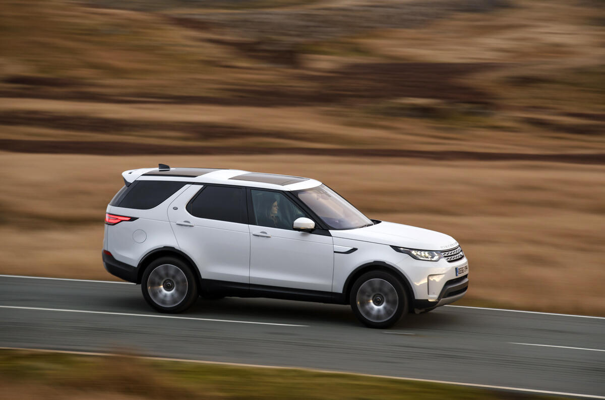 Range Rover Suv >> Land Rover Discovery 3.0 TD6 HSE Luxury 2017 review Autocar Range Rover Suv >> Land Rover Discovery 3.0 TD6 HSE Luxury 2017 review Autocar