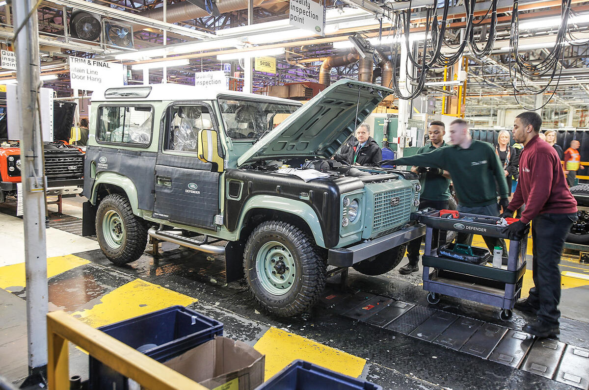 Land Rover Defender