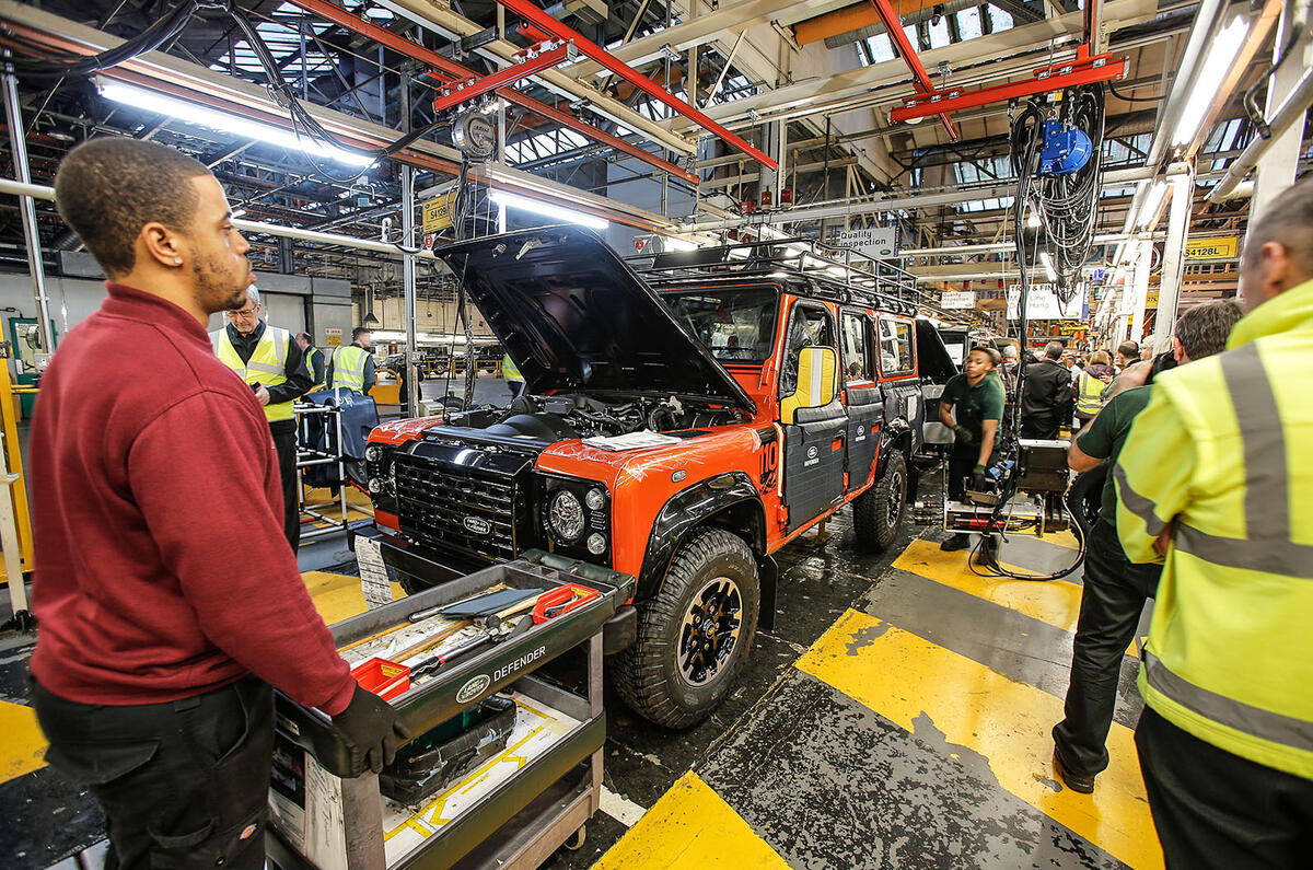Land Rover Defender
