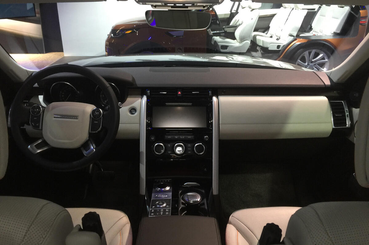 What it's like to sit in a Land Rover Discovery