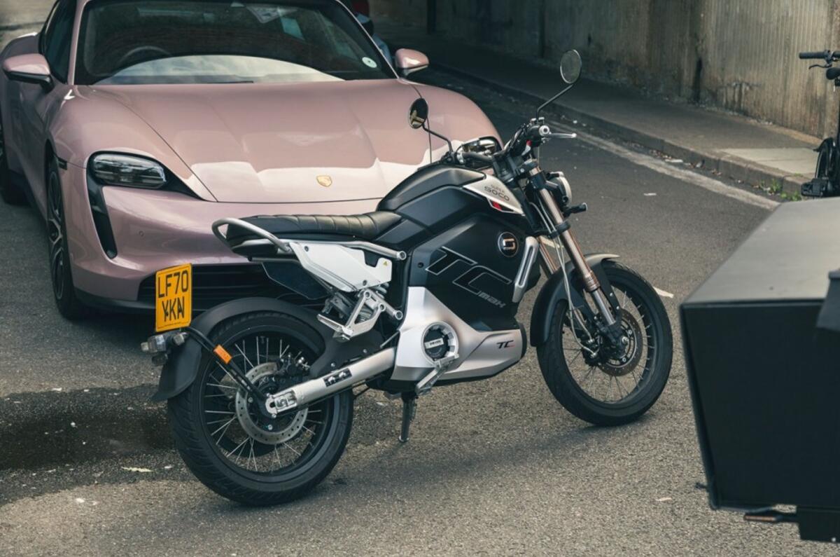 LUC20006 (1) LUC20006 (1)