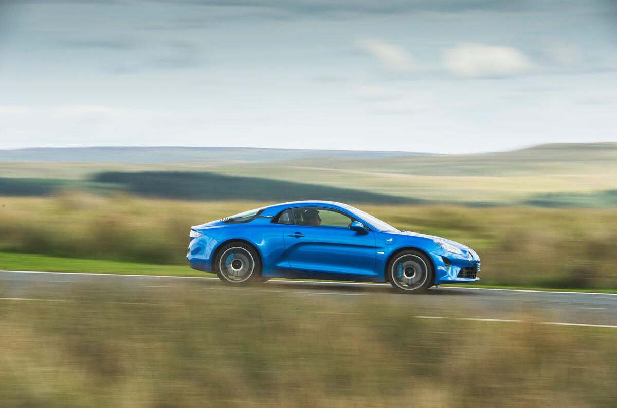 Alpine A110 vs. McLaren Senna