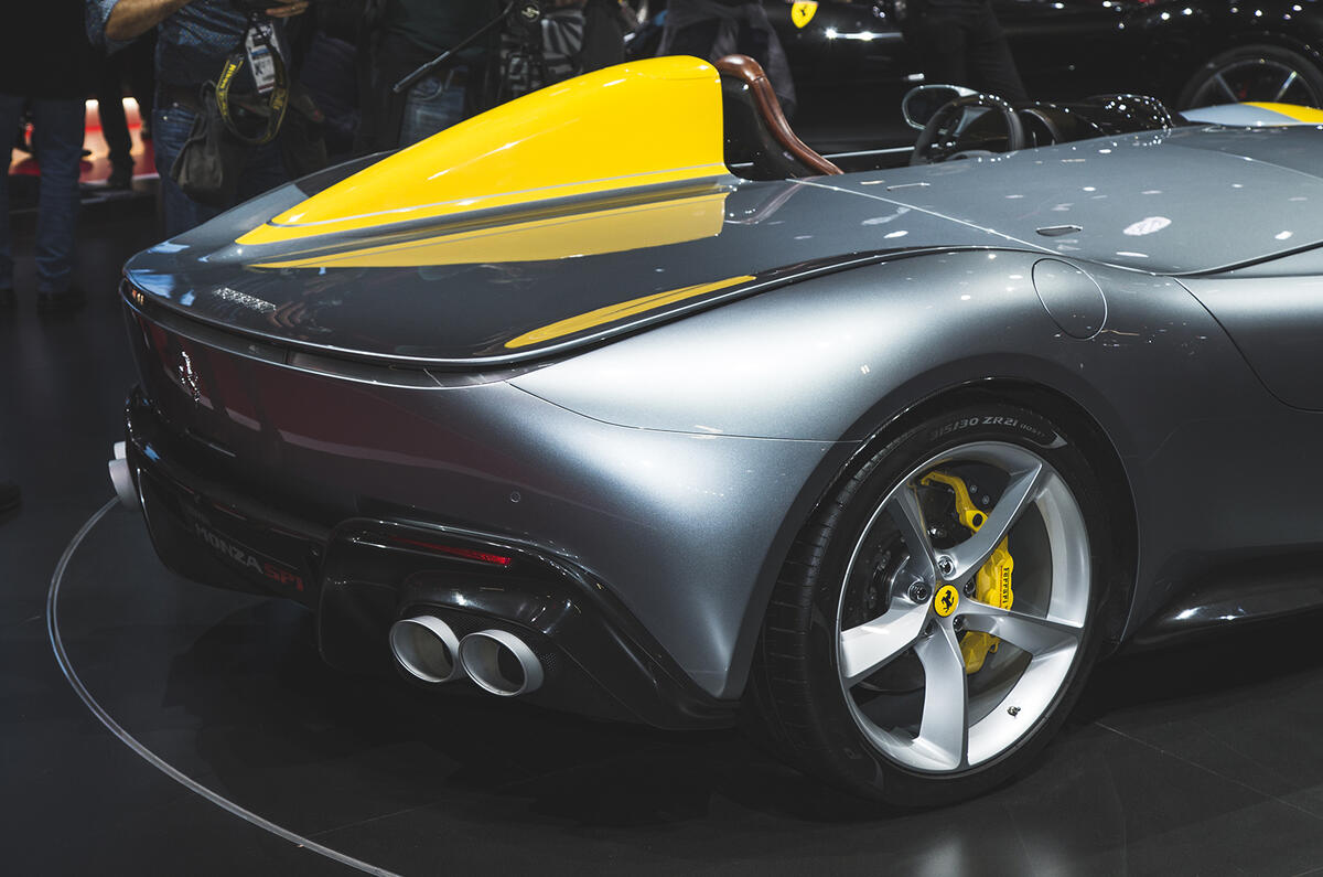 Ferrari showcases Monza SP1 and SP2 speedsters in Paris