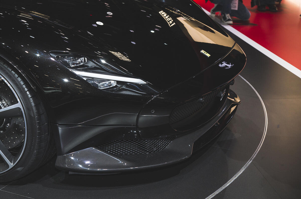 Ferrari showcases Monza SP1 and SP2 speedsters in Paris