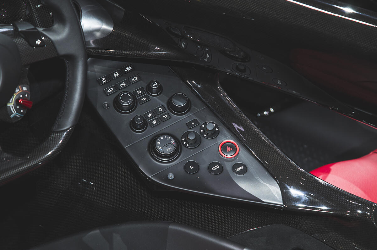 Ferrari showcases Monza SP1 and SP2 speedsters in Paris