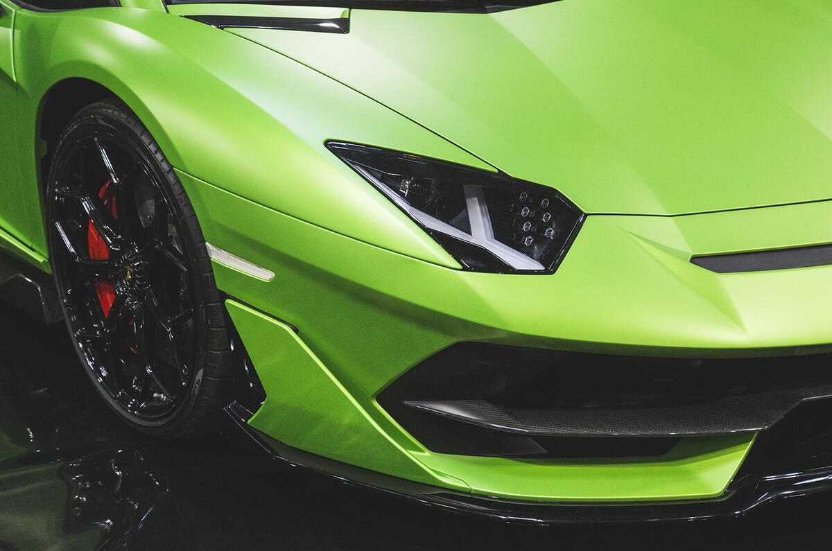 759bhp Lamborghini Aventador SVJ shown in Paris