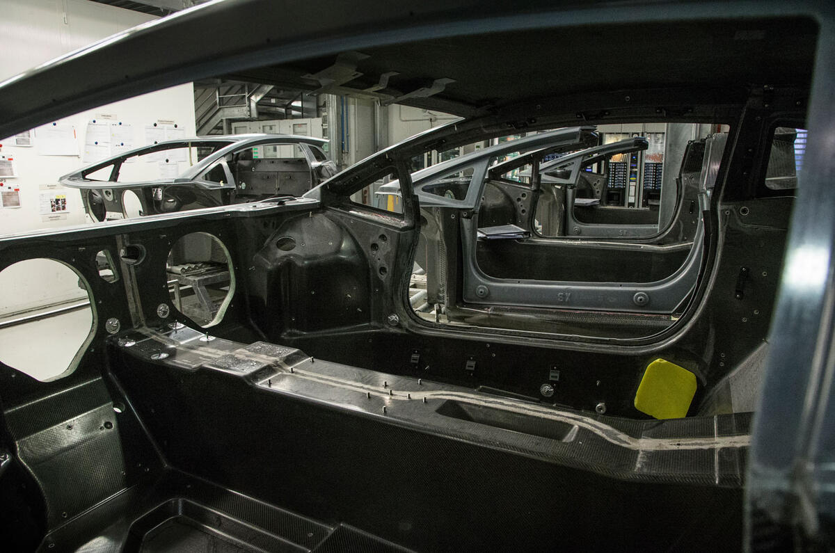 How to repair a crashed Lamborghini Aventador’s carbonfibre monocoque