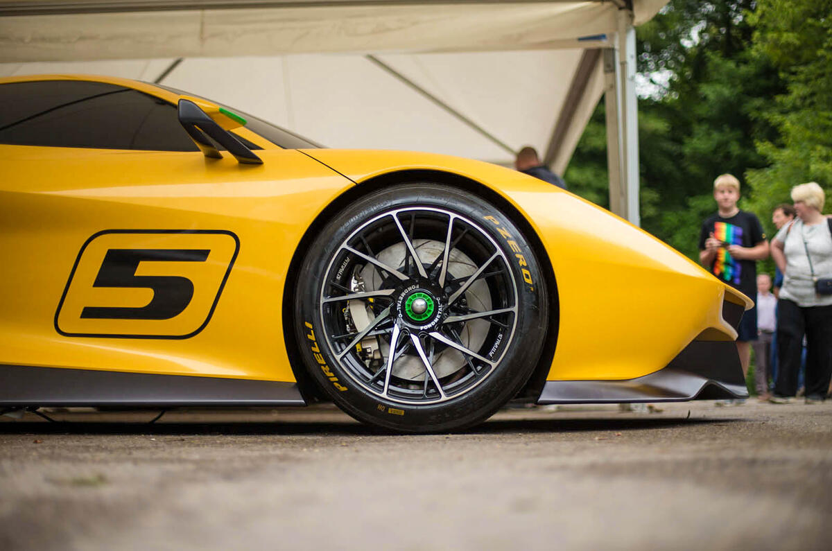 Pininfarina Fittipaldi EF7