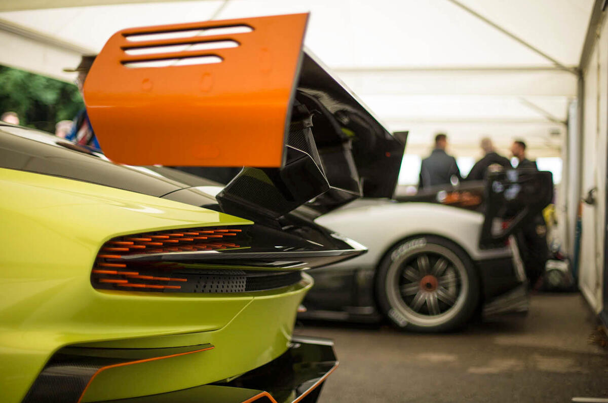 Aston Martin Vulcan AMR Pro