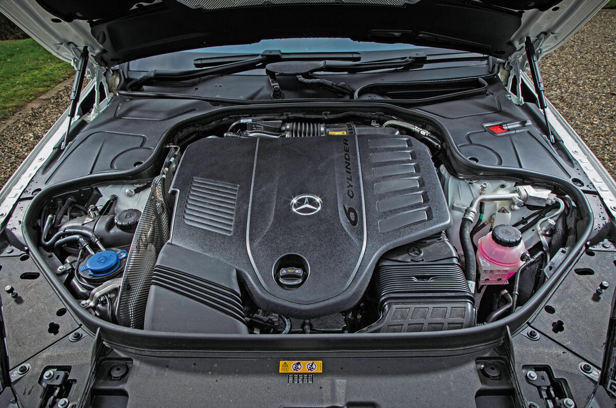 Mercedes-Benz S-Class - engine