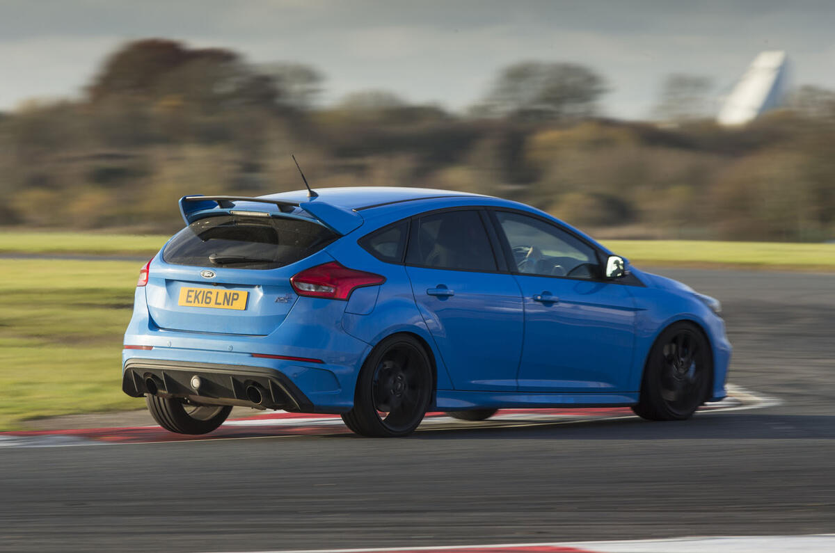 Does Drift Mode make the Ford Focus RS more agile on track?