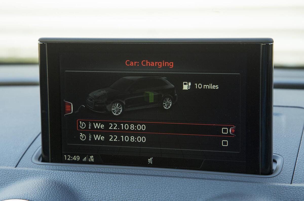 Audi A3 Sportback e-tron infotainment