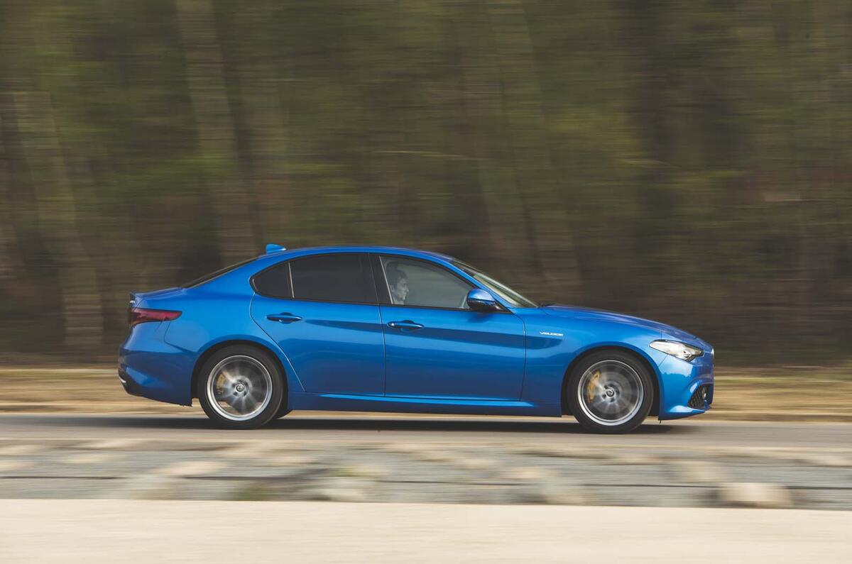 Volvo S60 vs Kia Stinger vs Peugeot 508 vs Alfa Romeo Giulia