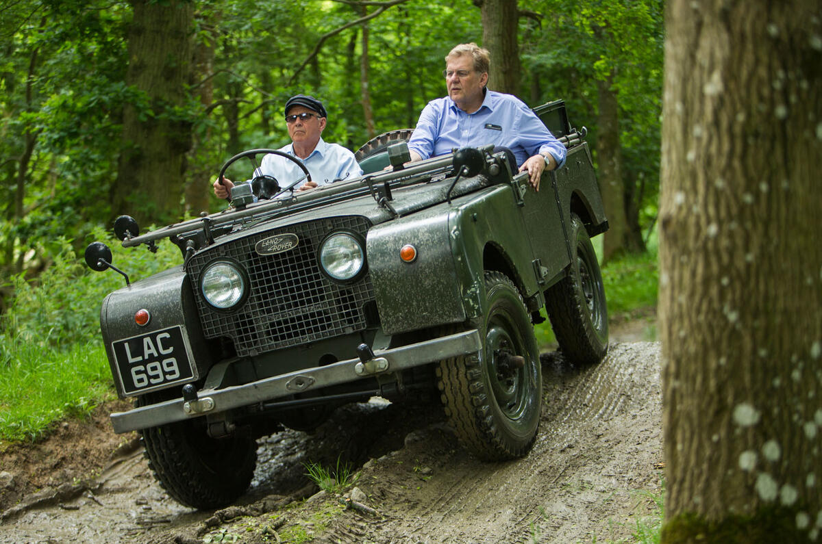 Land Rover Discovery vs Series One