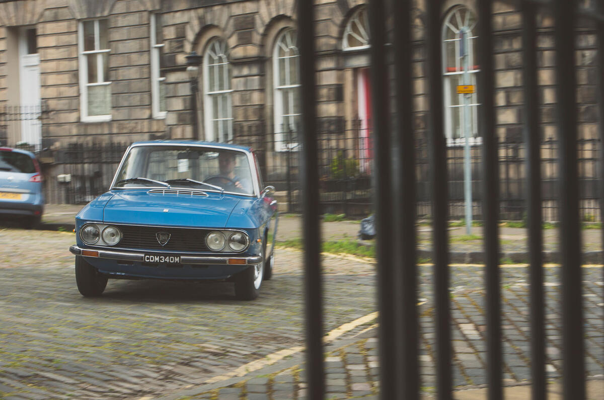 1974 Lancia Fulvia 3 1.3S fence
