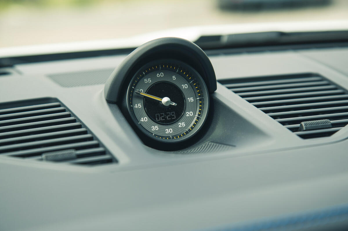 LUC Porsche 911 GT3 2021 0038