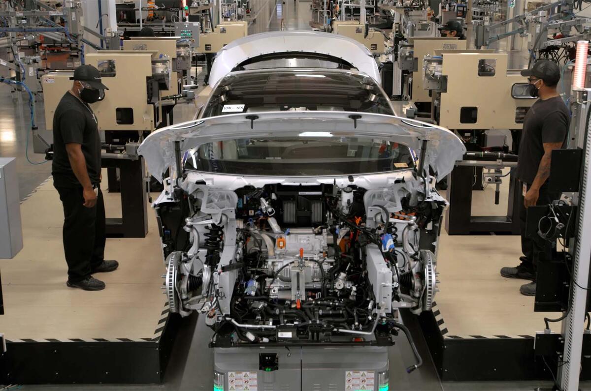 Lucid Battery End Shot 01 copy Lucid Battery End Shot 01 copy