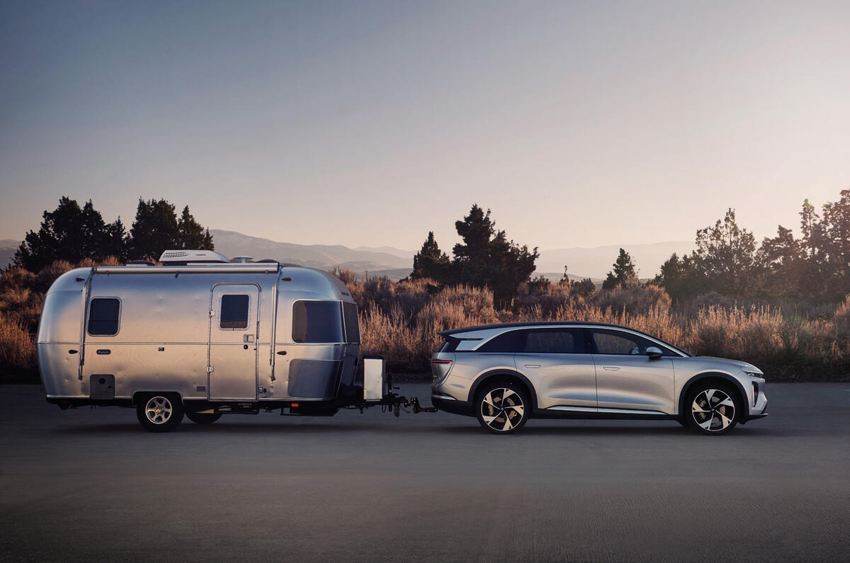 Lucid Gravity towing camper Lucid Gravity towing camper