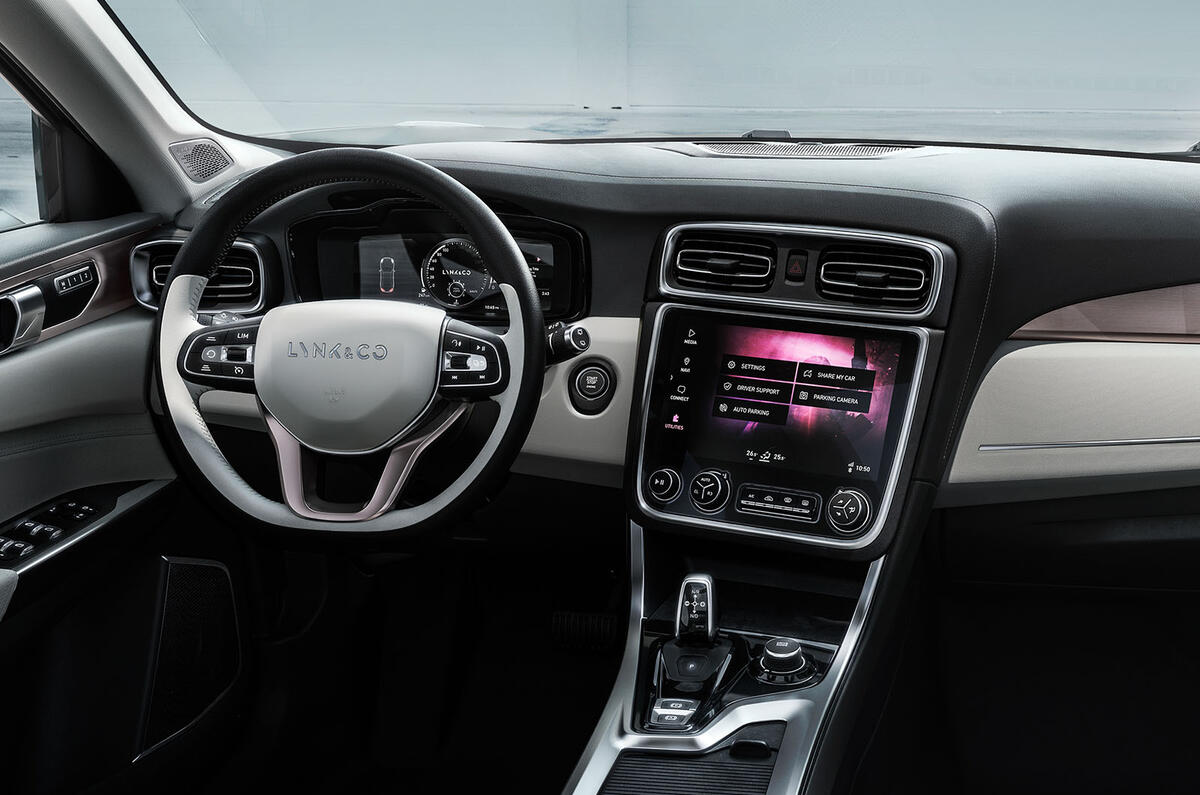 Lynk & Co 01 interior